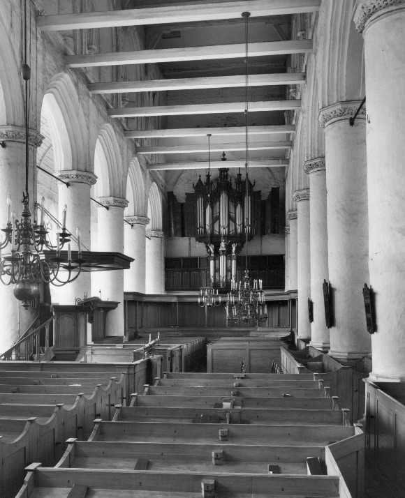 Interieur Grote Kerk in 1965